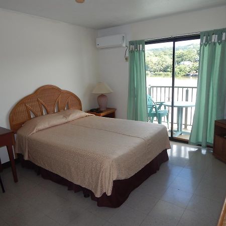 Colonia Esa Bay View Hotel المظهر الخارجي الصورة