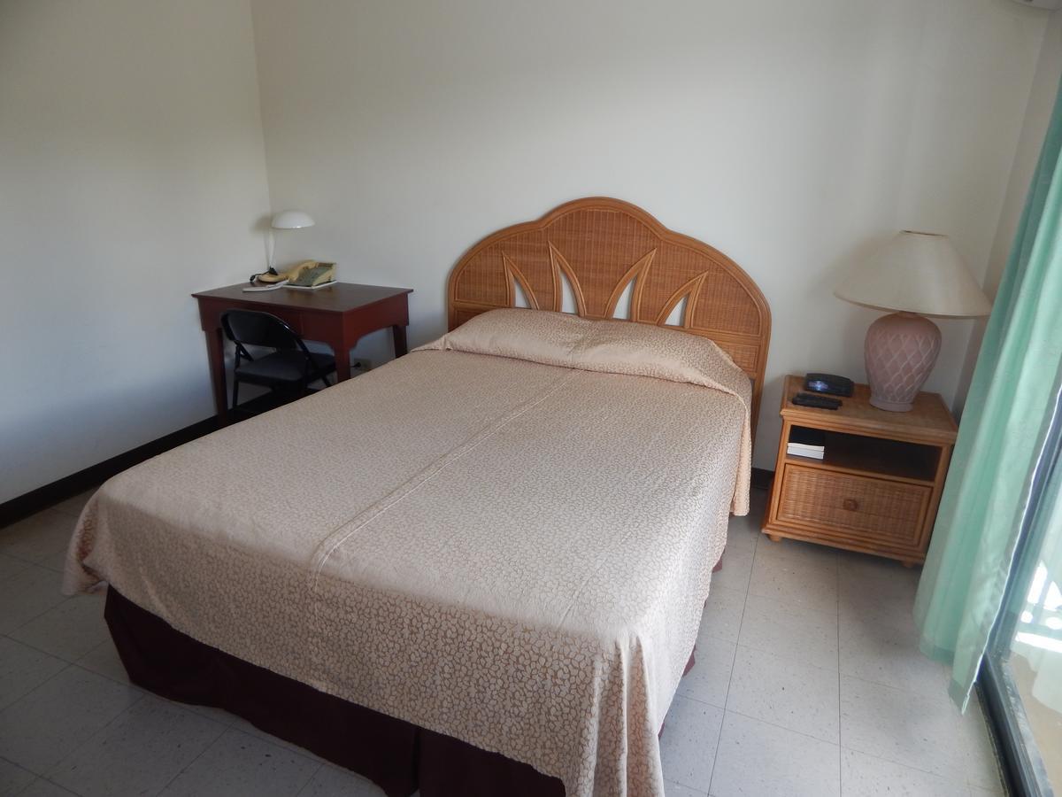 Colonia Esa Bay View Hotel المظهر الخارجي الصورة